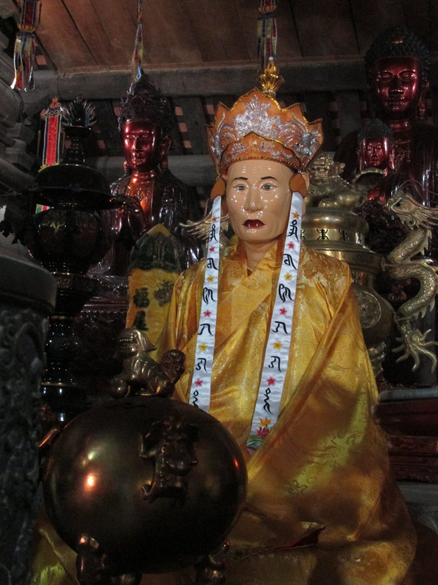 Tượng Thiền sư Từ Đạo Hạnh 